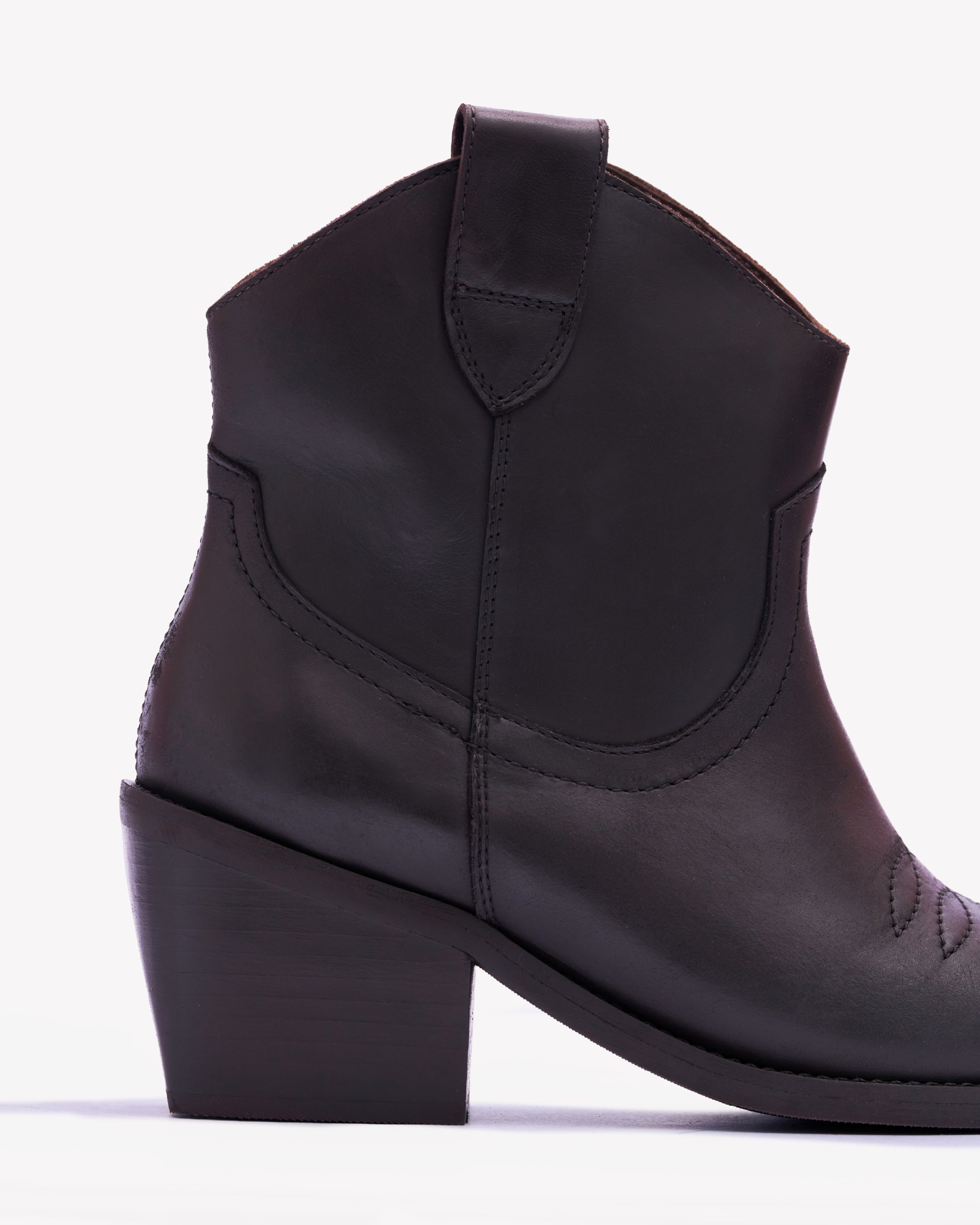 Bota Gardenia Chocolate